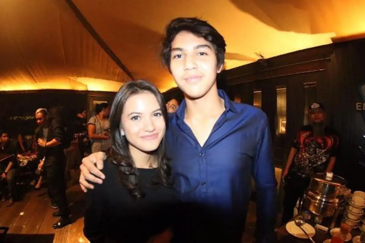 El Rumi dan Marsha Aruan