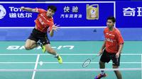 Angga Pratama/Ricky Karanda Suwardi menjadi penentu kemenangan tim Thomas Indonesia atas Hong Kong di perempat final Piala Thomas 2016 di Kunshan, Tiongkok, Kamis (19/5/2016). (Liputan6.com/Humas PB PBSI)