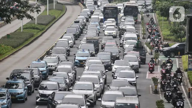 Aturan Jam Kerja di Jakarta
