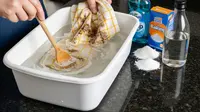 7 Cara Mencuci Serbet Berminyak agar Bersih dan Wangi Kembali dengan Bahan Dapur