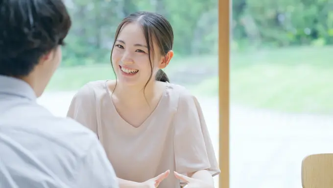 couple januari jatuh cinta