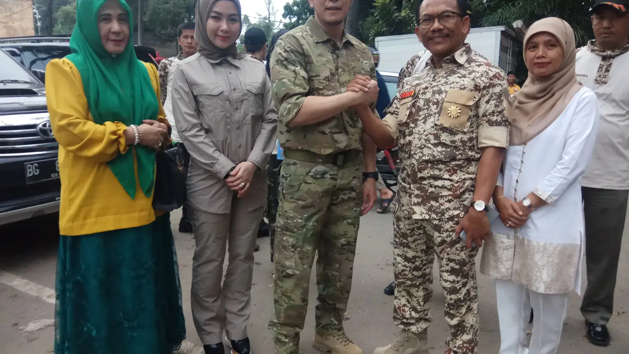 Paslon Independen Pilkada Palembang Digemari Emak-Emak