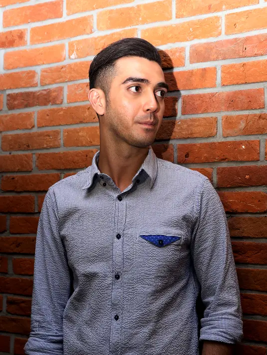 Meski berbeda aliran dengan sang ayah, Fachri lebih memilih terjun kedunia akting disbanding dunia tarik suara.  (Andi Masela/Bintang.com)