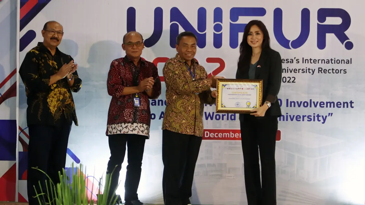Unesa menggelar Unesa’s International Forum of University Rectors (UNIFUR) 2022. (Dian Kurniawan/Liputan6.com)