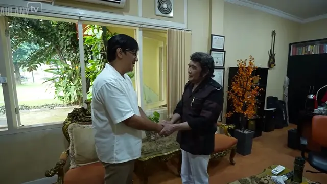 Potret Ruang Tamu Rhoma Irama