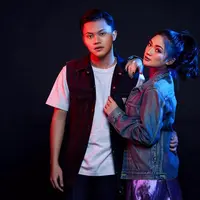 Kolaborasi menarik terjadi antara Marion Jola dan Rizky Febian di lagu terbaru mereka.