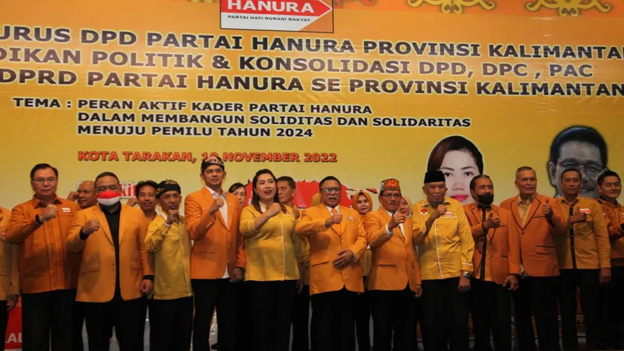 Ketua Umum Partai Hanura Oesman Sapta atau Oso menghadiri pelantikan pengurus Dewan Pimpinan Daerah (DPD) Partai Hanura Provinsi Kalimantan Utara (Kaltara).