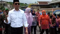 Menteri Sosial Khofifah Indar Parawansa, di Kota Batu, Jawa Timur, Jumat (21/10/2016). (Dian Kurniawan/Liputan6.com)