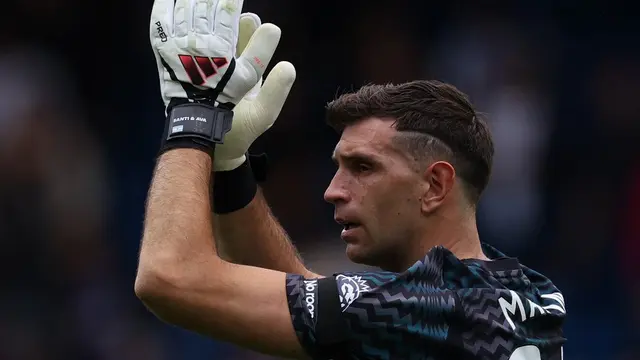 Kiper Chelsea, Emiliano Martinez