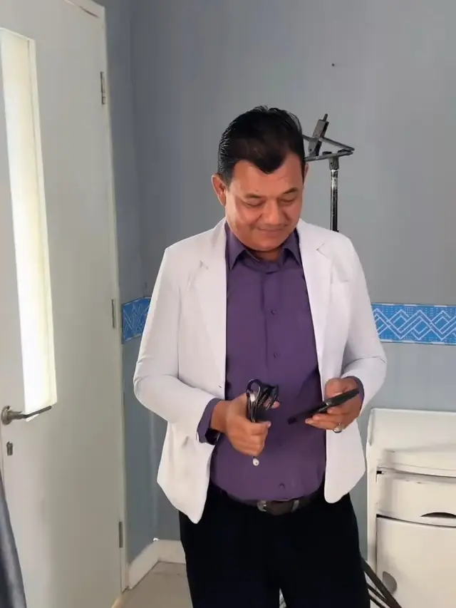 Kekocakan Guntur Nugraha Ledek Alex Jonson, Si Dokter yang Selalu Gagal Selamatkan Pasien di Sinetron (instagram/gunturnugraha10).