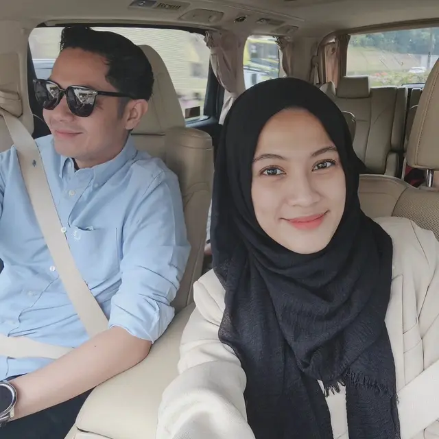 Umumkan Hamil Anak Ketiga, Ini 6 Potret Terbaru Alyssa Soebandono dan Dude Harlino
