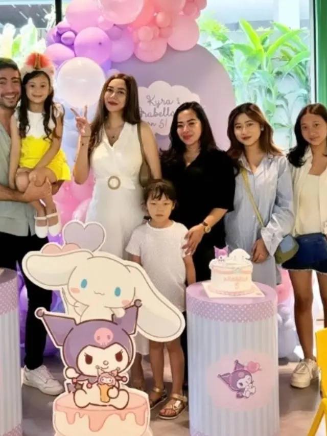 Tampil Bersama, Ini 7 Potret Aura Kasih dan Eryck Amaral di Ulang Tahun Anak