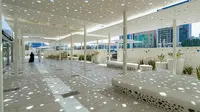 Abu Dhabi Bikin Jalur Pejalan Kaki Ber-AC Pertama di Dunia, Nyaman Meski 45°C