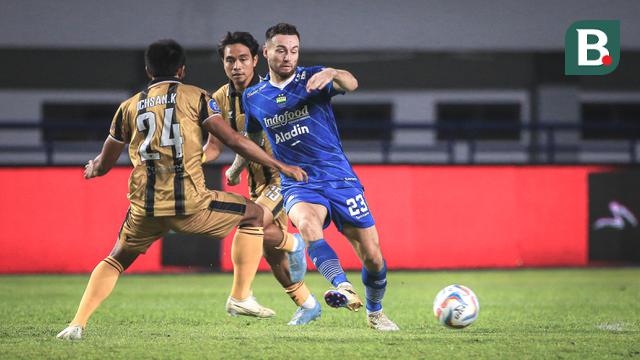 Persib Bandung vs Dewa United - BRI Liga 1 2023/2024