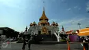 Tampak depan kuil Golden Budha di kota Bangkok, Thailand, Sabtu (17/12). Salah satu biksu yang ada di kuil tersebut memprediksi hasil laga final kedua Piala AFF 2016 antara Thailand melawan Indonesia. (Liputan6.com/Helmi Fithriansyah)