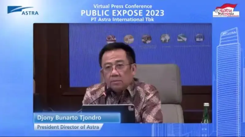 Presiden Direktur PT Astra International Tbk (ASII) Djony Bunarto Tjondro saat paparan publik, Selasa (14/11/2023). (Foto: Liputan6.com/Elga N)