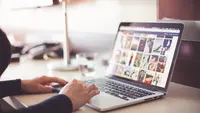 Ilustrasi Penggunaan Internet Credit: pexels.com/pigjumbo