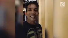 Setelah Raditya Dika menikah, tampuk presiden jomblo Indonesia secara sengit diperebutkan  Baim Wong dan Indra Herlambang.