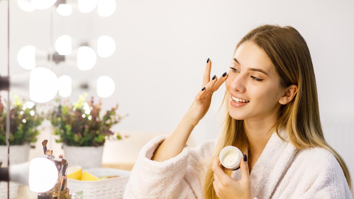 Kandungan Skincare yang Baik untuk Kulit Berminyak dan Tips Pengaplikasiannya