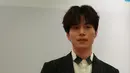 "Saya sudah lama nggak ke sini, 10 tahun. Saya ingin lebih dekat dengan fans saya, ingin menghabiskan waktu bersenang-senang," ujar Lee Dong Wook. (Nurwahyunan/Bintang.com)