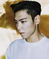 Seperti yang diketahui sebelumnya, T.O.P Big Bang harus menjalani perawatan di ruang ICU lantaran kondisinya yang kritis. Kurang lebih satu pekan di rumah sakit, T.O.P Big Bang pun semakin membaik. (Instagram/choi_seung_hyun_tttop)