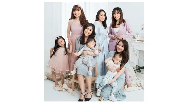 6 Momen Reuni dan Pemotretan 5 Eks Member Cherrybelle, Tetap Kompak
