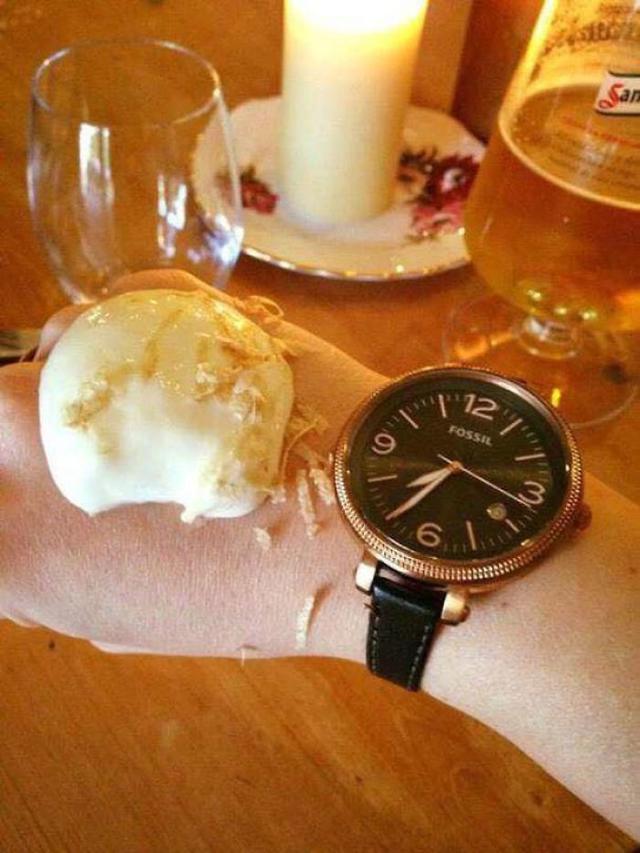 Potret Wadah Makanan Ini Nyeleneh Abis, Bikin Emosi