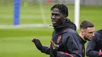 Pemain Incaran Manchester United Amadou Onana (AFP)