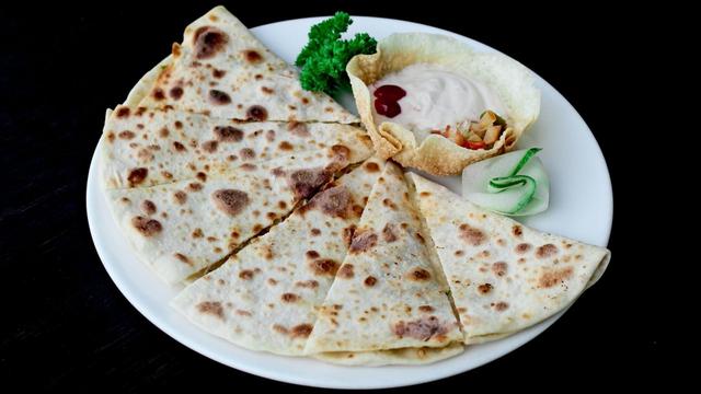 Crispy Cheese Quesadilla Recipe
