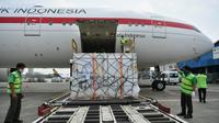 Indonesia kembali kedatangan 1,5 juta dosis atau setara 750.000 vial vaksin Sinopharm dari Tiongkok, yang tiba di Bandara Soekarno-Hatta, Tangerang pada Jumat, 30 Juli 2021. (Dok Kementerian Komunikasi dan Informatika RI)