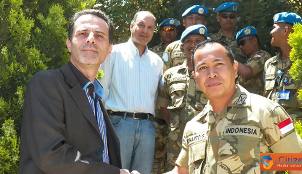 Citizen6, Lebanon: Patroli yang dilaksanakan prajurit TNI yang tergabung dalam misi perdamaian UNIFIL (United Nations Interim Force in Lebanon) di Lebanon menjadi contoh bagi Kontingen dari negara lain. (Pengirim: Badarudin Bakri)