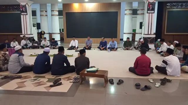 Pendopo Pati Gelar Istighotsah