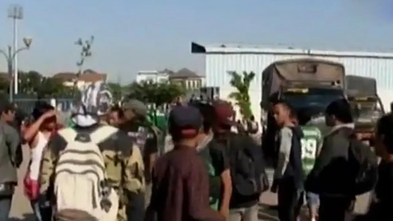 Bonek Pulang Kampung 