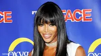 Naomi Campbell Nyaman Berpose Pakai Lingerie di Usia 44 Tahun