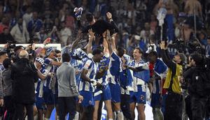 FC Porto resmi mengunci gelar juara Liga Portugal musim 2025/2026 pada Sabtu (02/05/2026) waktu setempat. (AFP/Miguel Riopa)