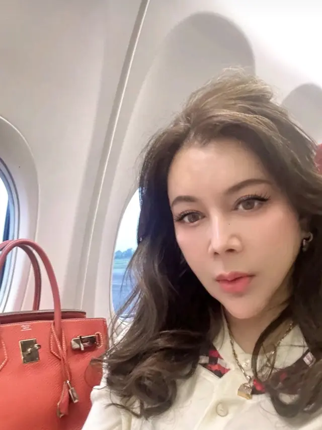 Nurbaini Jannah Aspri Pertama Hotman