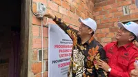 Penyalaan Pertama Program Bantuan Pasang Baru Listrik (BPBL)  Desa Pangkalan Benteng, Kecamatan Talang Kelapa, Kabupaten Banyuasin (Dok : Kementerian ESDM)