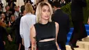 Berprofesi sebagai publik figure, terutama menjadi model, Paris Jackson sepertinya sangat totalitas dan bertanggung jawab membuat para penggemarnya bahagia. Terbukti dengan biaya besar yang rela dikeluarkannya setiap bulan. (AFP/Bintang.com)