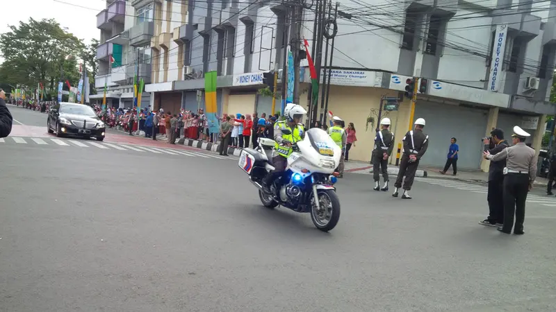 'Halo-Halo Bandung' Sambut Kedatangan Delegasi KAA di Bandung