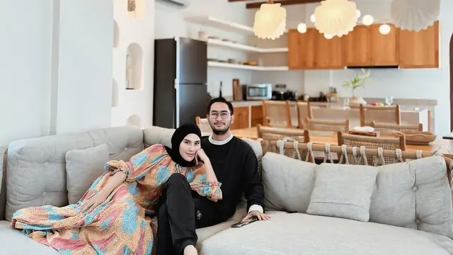 Syahnaz Sadiqah dan Ritchie Ismail (Instagram/@syahnazs)