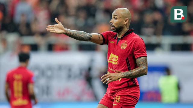 Foto: Hari Sial Tak Ada di Kalender, Apesnya Gustavo Almeida saat Buang Peluang Emas di Depan Gawang saat BRI Liga 1 2024/2025