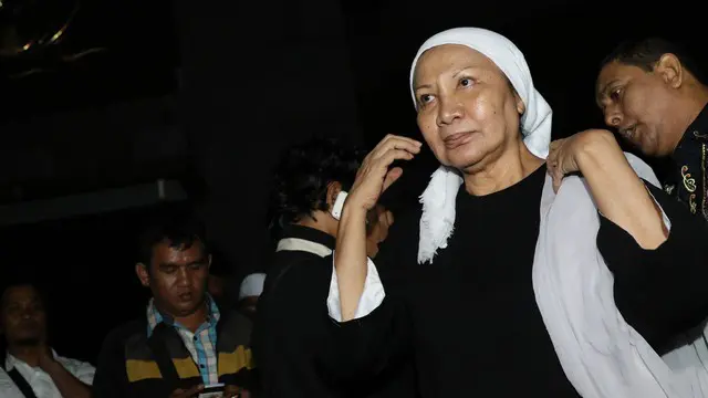 NEWS FLASH: Ratna Sarumpaet Diperiksa untuk Sri Bintang Terkait Kasus Makar