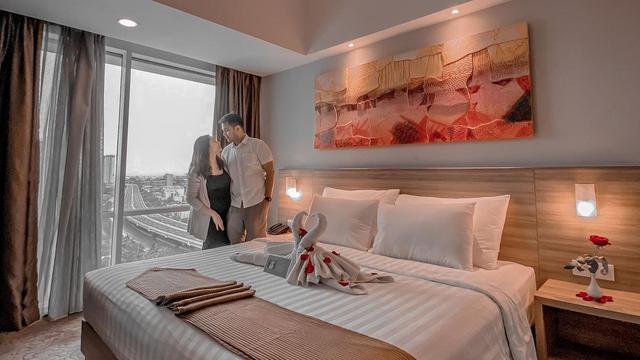 6 Potret Rizky Alatas Dampingi Adzana Bing Slamet saat Hamil, Makin Romantis