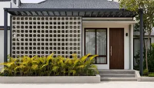 8 Ide Teras Rumah dengan Roster Beton dan Palem Kuning, Simpel tapi Elegan