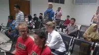 Didakwa Langgar Imigrasi, 2 Jurnalis Inggris Dituntut 5 Bulan Bui