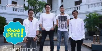 Ariel CS dan Vidio.com, mempersembahkan konser intim untuk sahabat NOAH di kawasan Kota, Jakarta Barat, Rabu (15/6)