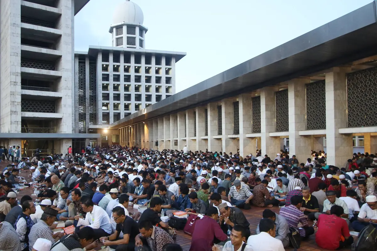 20160610-Serunya Berbuka Puasa Bersama di Masjid Istiqlal