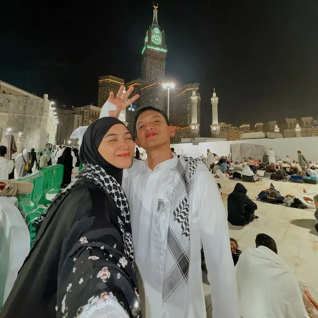 6 Potret Citra Kirana dan Rezky Aditya Umrah, Mengejar Malam Lailatul Qadar di 27 Ramadan