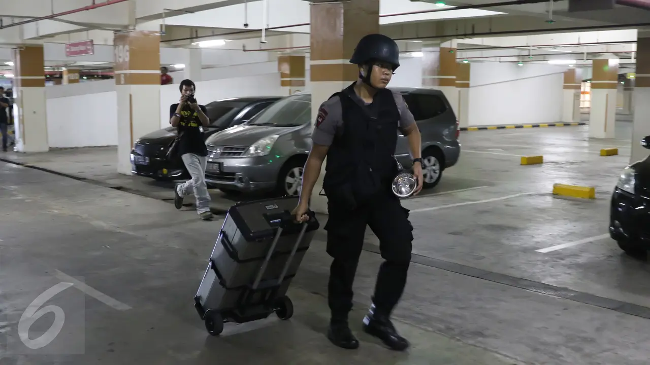 20151028-Begini Suasana Alam Sutera Paska Ledakan di Toilet-Banten