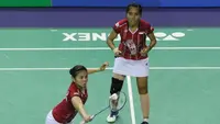 Ganda putri Indonesia Greysia Polii/Nitya Krishinda Maheswari melangkah ke perempat final Prancis Terbuka Super Series 2015, Jumat (23/10/2015). (Liputan6.com/Humas PP PBSI)